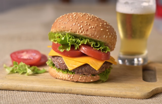 めざましテレビ【最新店のハンバーガー！CHEESE BOMB BURGER・マッシュルームクリームチーズバーガー】